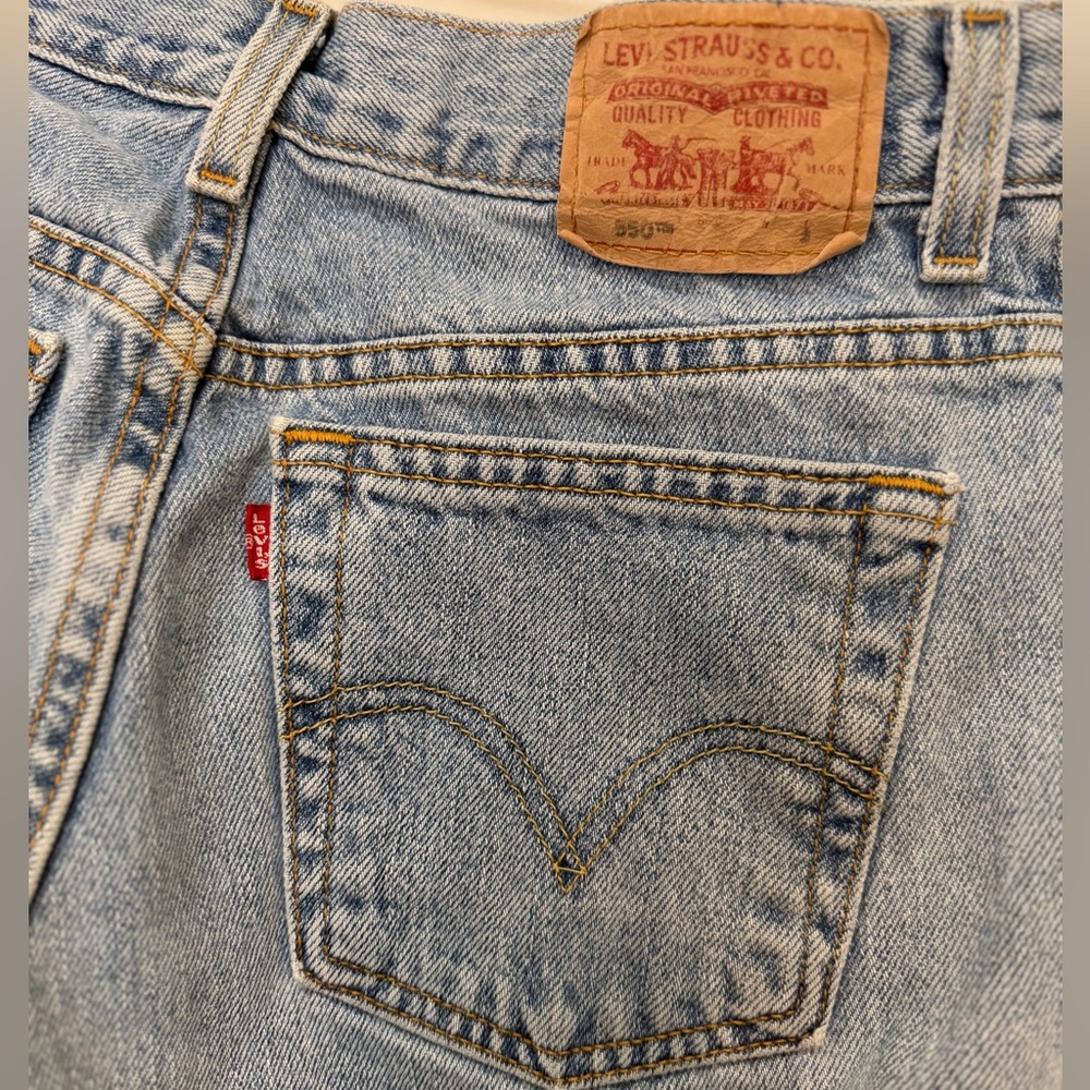 VTG 90s Y2K Levi's 550 Classic Relaxed Fit Worn Wash Jeans, Size 10S - Picture 8 of 13